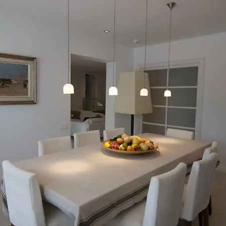 Villa Luxury House